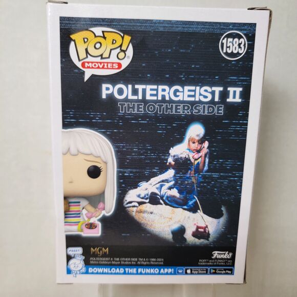 Pop! Funko Movies Poltergeist II: Carol Anne Freeling #1583 - NEW - Picture 4 of 7